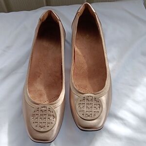 Clarks Women's Metallic Gold Ballet Flats with Medallion